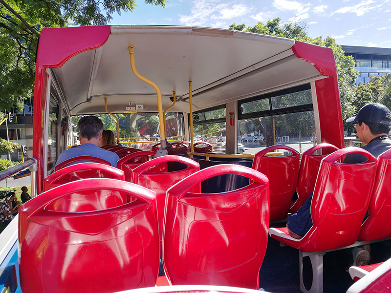 ヨハネスブルグ　市内観光バス　安全　ホップオン・ホップオフツアー
