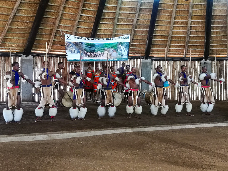マンテンガカルチャービレッジ　エスワティニ　民族ダンス