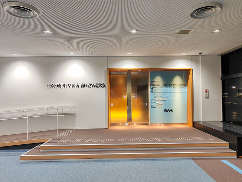 成田空港　仮眠室　赤ちゃん連れ海外旅行