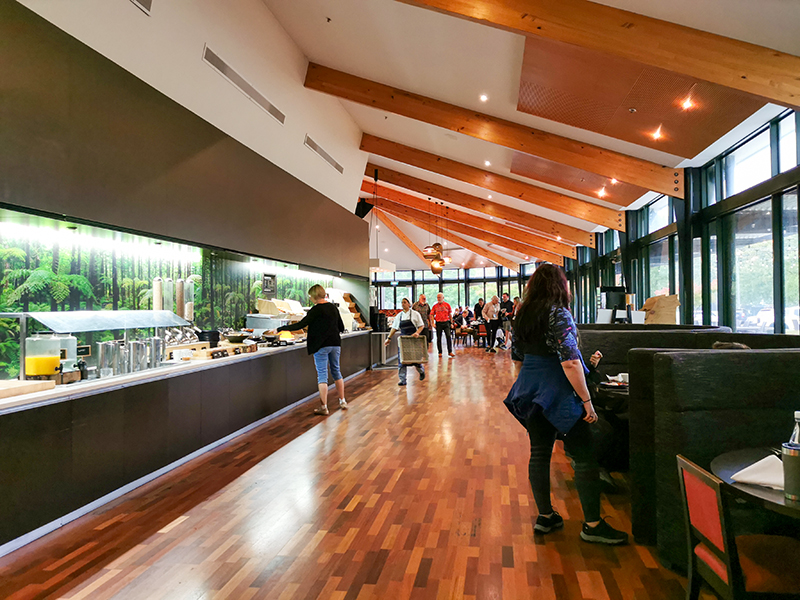 ロトルア　ホテル　ノボテル・ロトルア・レイクサイド