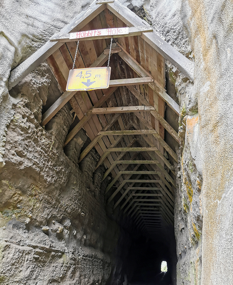 Forgotten World Highway(忘れ去られた世界)Moki Tunnel ニュージーランド